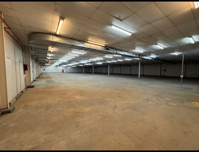 6,873M² WAREHOUSE TO LET IN HERMANSTAD